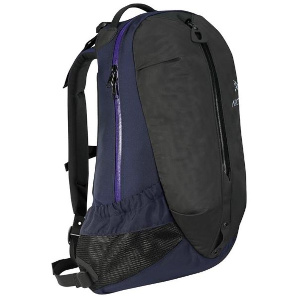 *RARE* Arc’teryx Arro 22 Backpack Black Sapphire